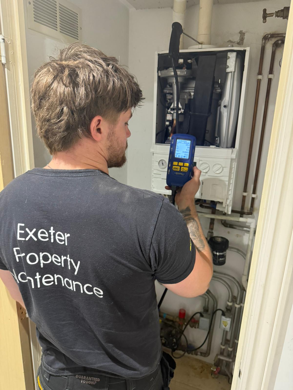 Plumbing Engineer, Gas Engineer, Heatig Engineer, EPM, EPM Plumbing. Exeter plumbing heating and gas engineer.